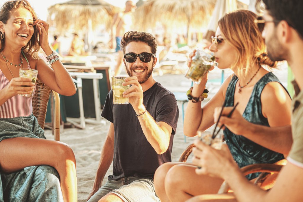 Jaco Beach Nightlife: Best Clubs, Bars & Events