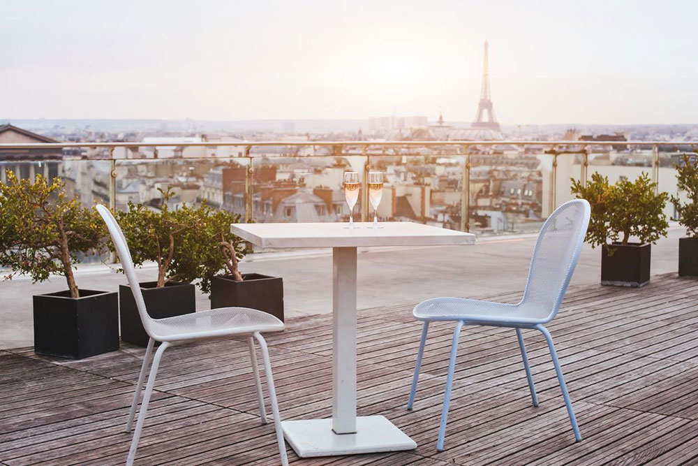 best hotels in paris with eiffel tower view and balcony