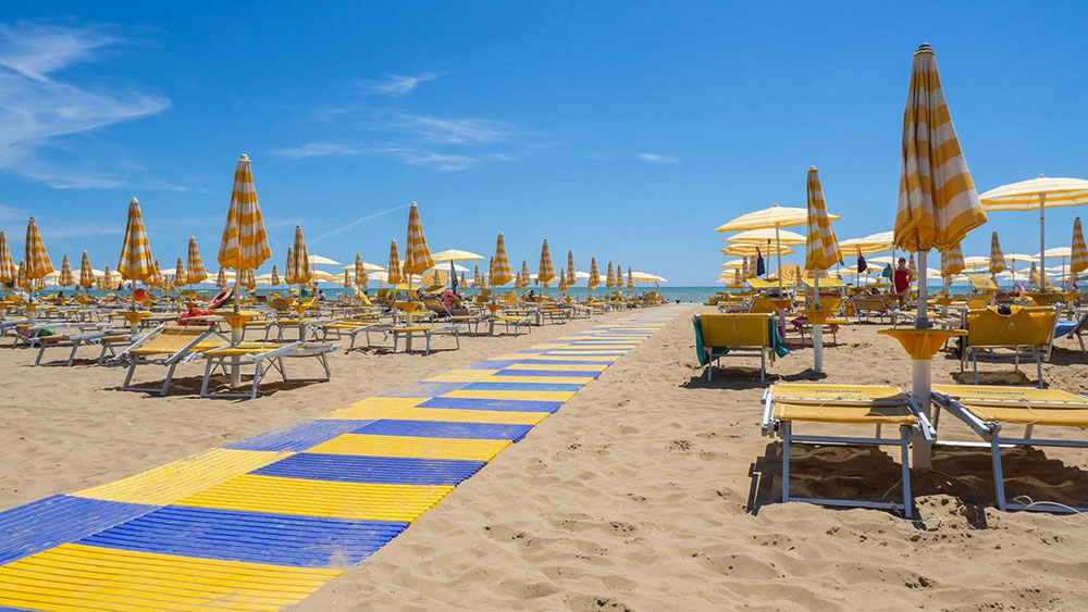 Best time to visit Italy beaches