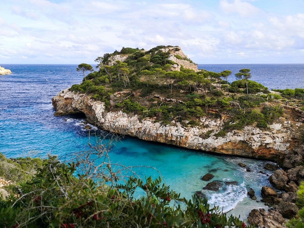 10 Beaches in Palma de Mallorca That Are Too Amazing to Miss