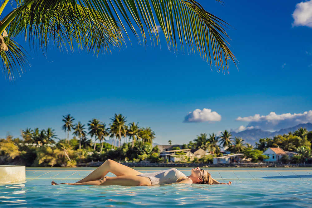 Top 10 All-Inclusive Vacations for Singles Over 50 in 2023